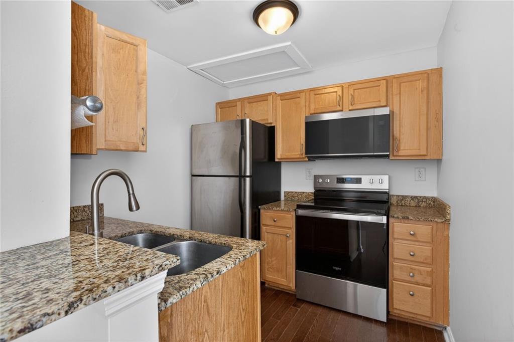 1031 State Street NW 205