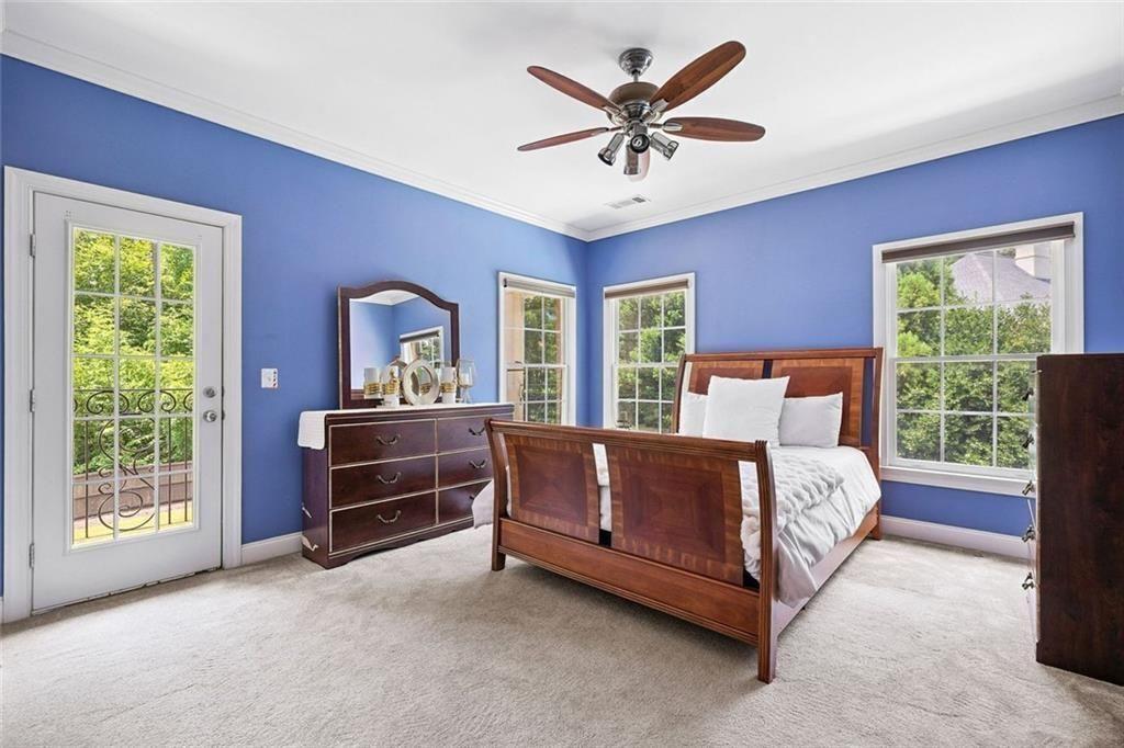 Broadwell Manor - Residential
