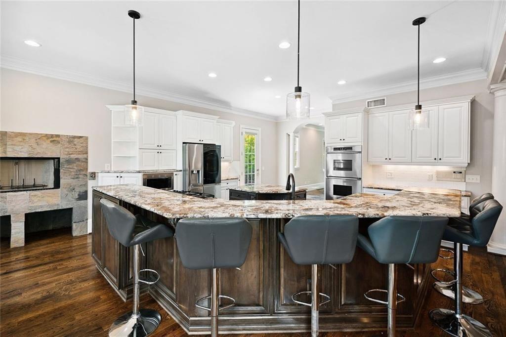 Broadwell Manor - Residential