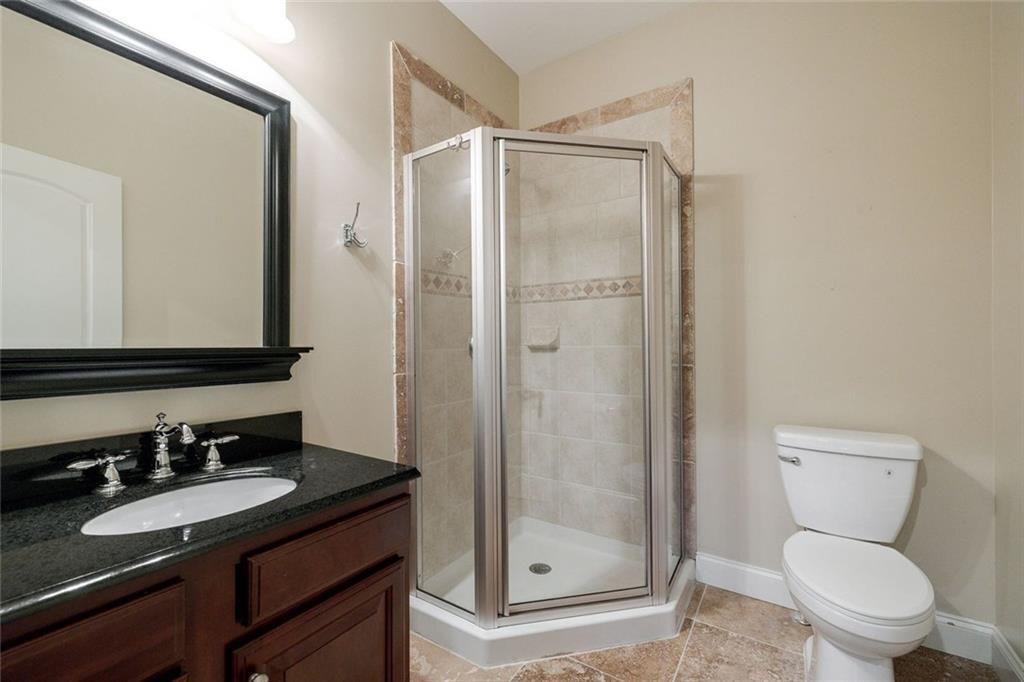 Broadwell Manor - Residential