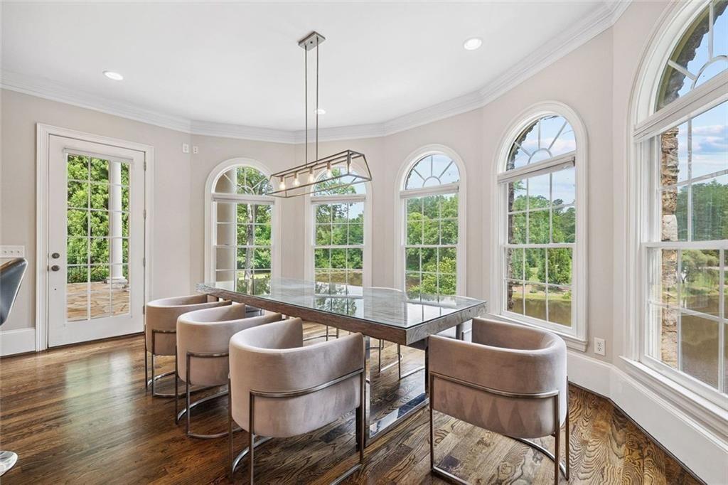 Broadwell Manor - Residential