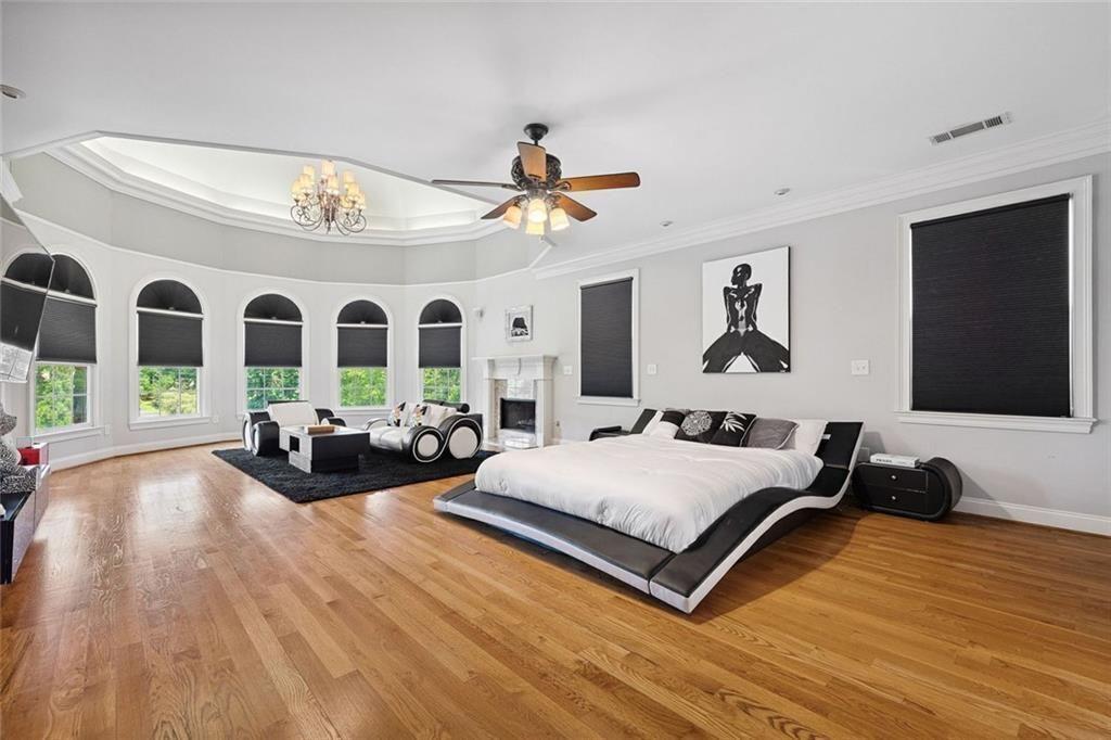 Broadwell Manor - Residential