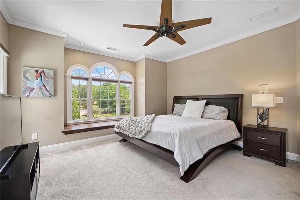 Broadwell Manor - Residential