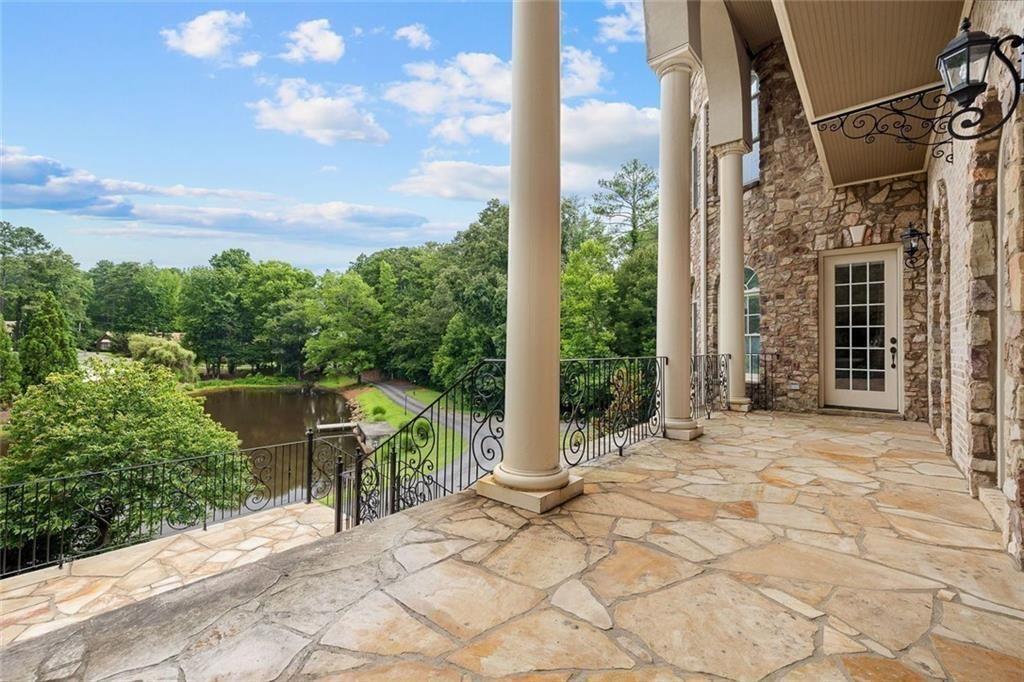 Broadwell Manor - Residential
