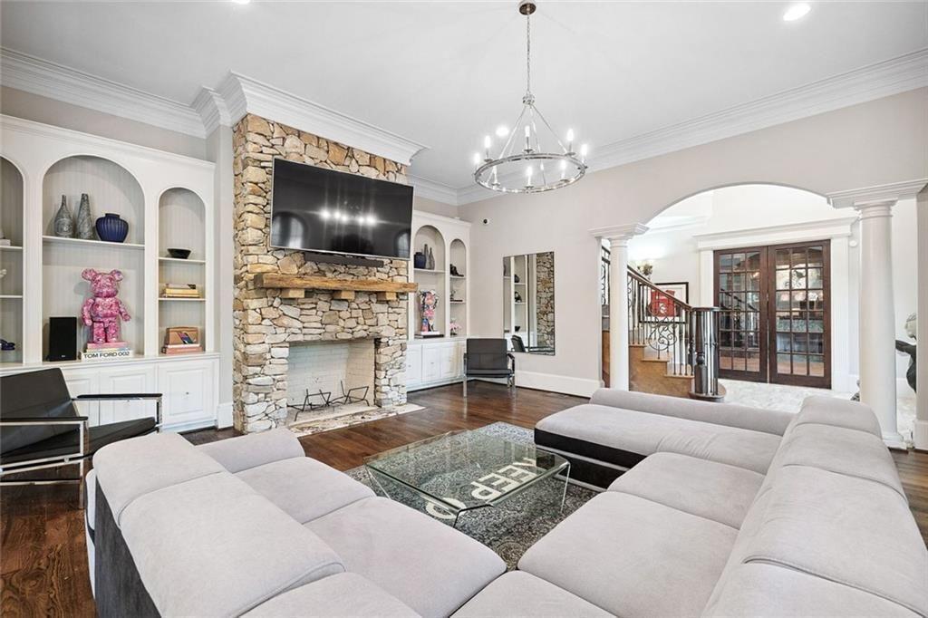 Broadwell Manor - Residential