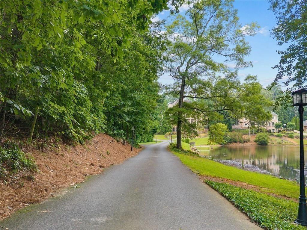 Broadwell Manor - Residential