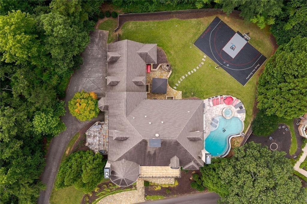 Broadwell Manor - Residential