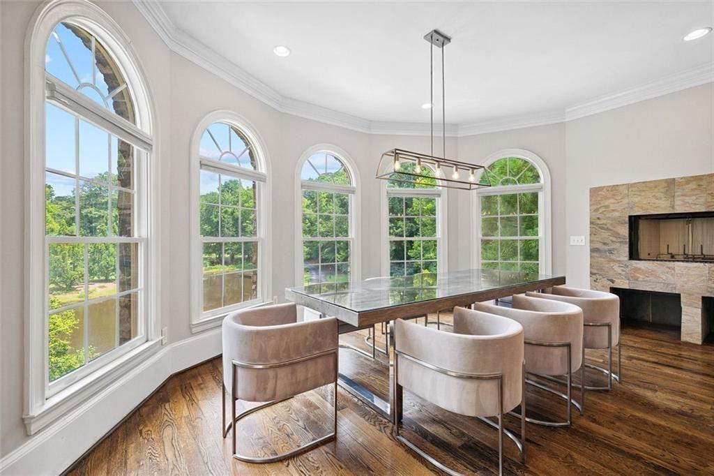Broadwell Manor - Residential