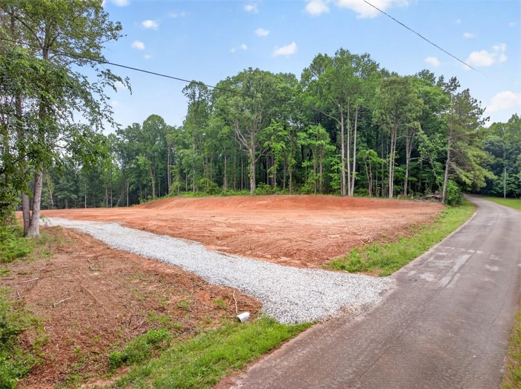 135 Jarrett Lane
