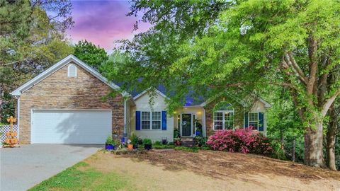 A home in Dacula