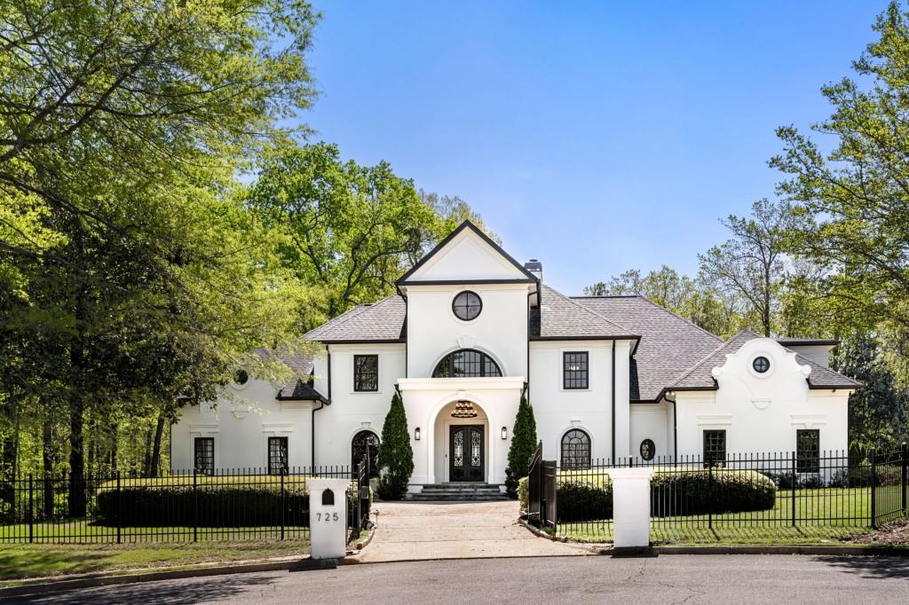 725 Riley Place, Atlanta, Georgia image 1