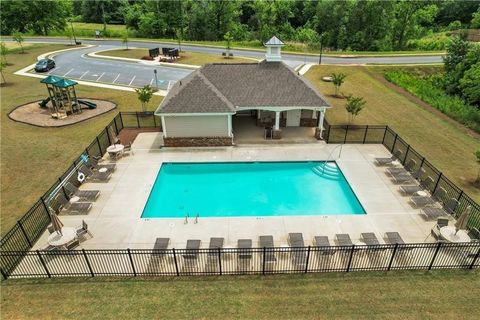 A home in Flowery Branch