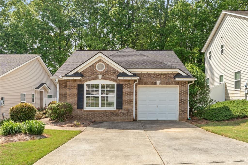 171 Nacoochee Way, Canton, Georgia image 1