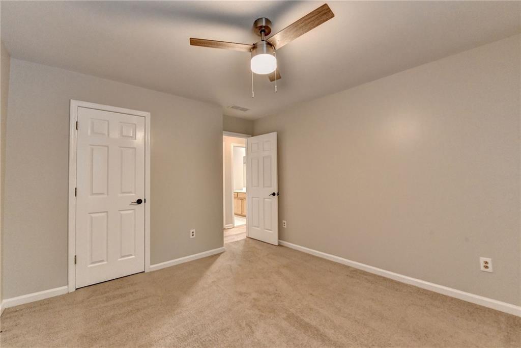 2477 Lakebrooke Drive, Marietta, Georgia image 37
