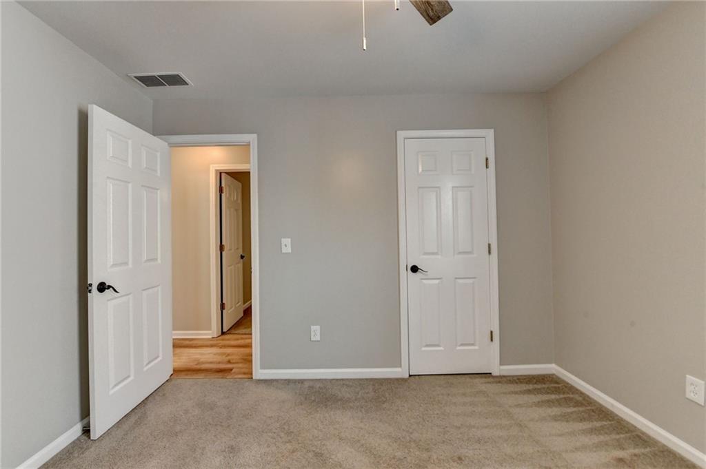 2477 Lakebrooke Drive, Marietta, Georgia image 35
