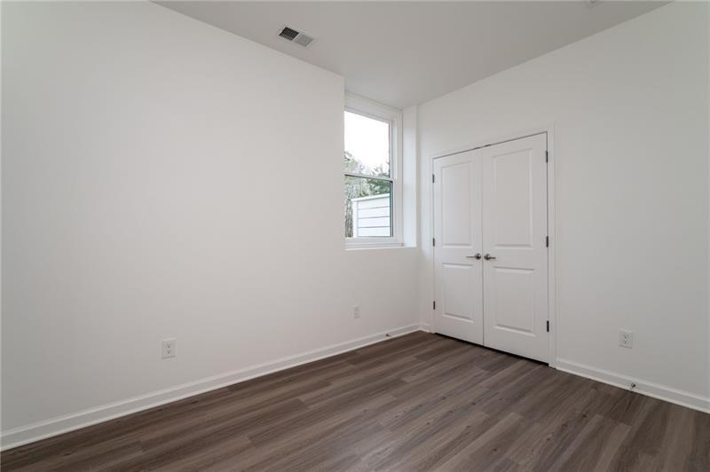 WESTOWN - Residential