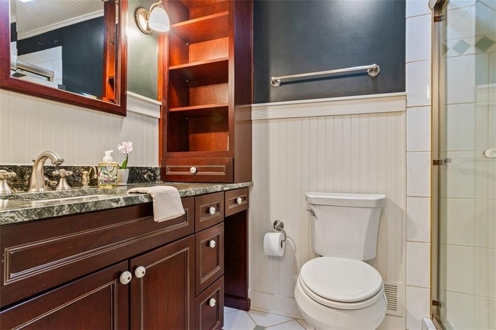 706 Barrington Hills Drive, Atlanta, Georgia image 23