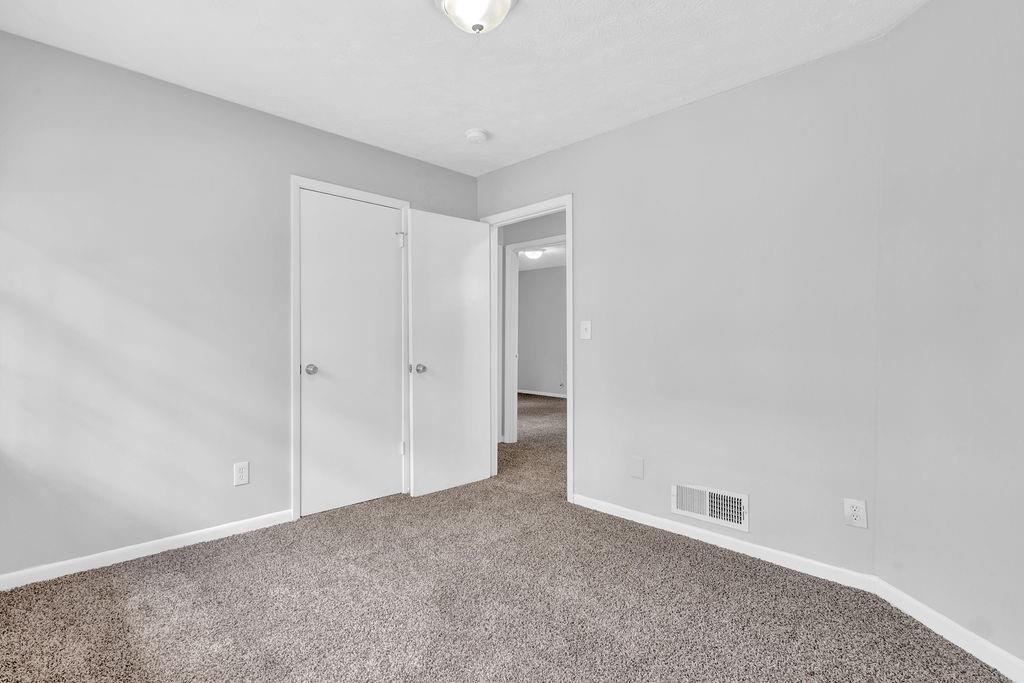 6307 Thornhedge Drive, Riverdale, Georgia image 20