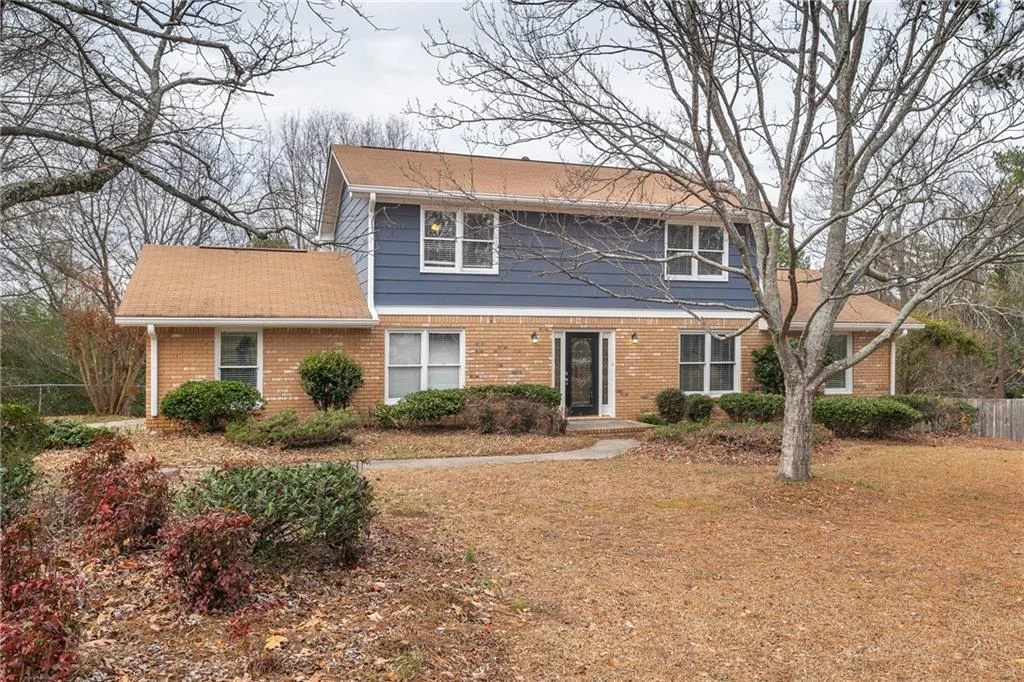 2037 Englewood Way