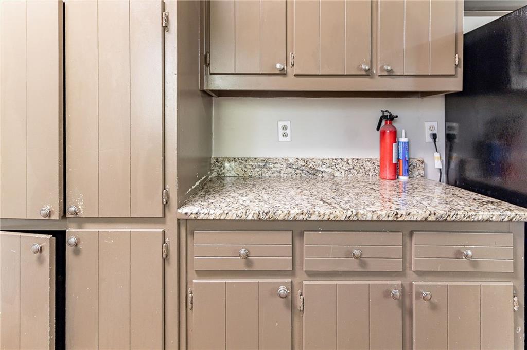 6330 Phillips Place, Lithonia, Georgia image 5