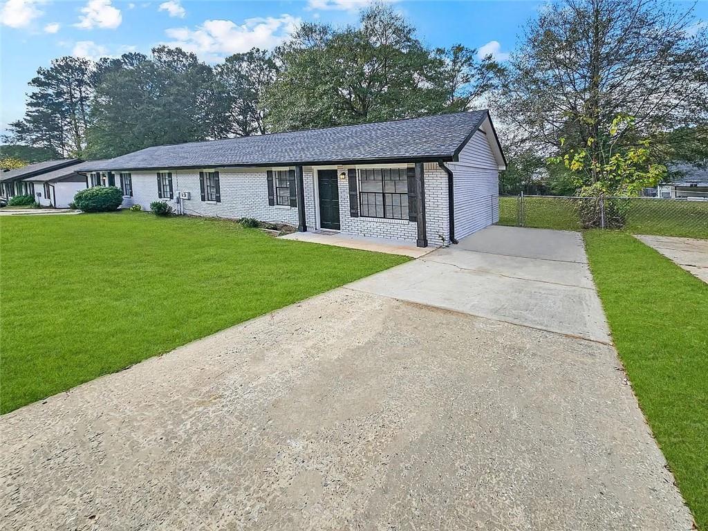 8327 Glenwoods Terrace