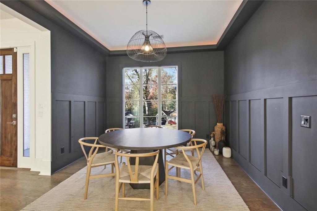 3041 Parkridge Drive NE