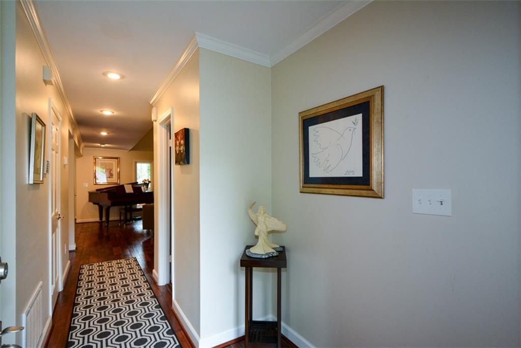 3259 Clairmont North NE