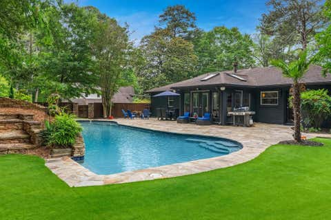 Homes For Sale - 1975 Lenox Road<br/> Atlanta, GA 30306