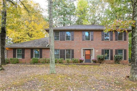 Photo of 746 Oak Terrace, Norcross, GA 30071 (MLS # 7666562) Photo of 746 Oak Terrace, Norcross, GA 30071 (MLS # 7666562)