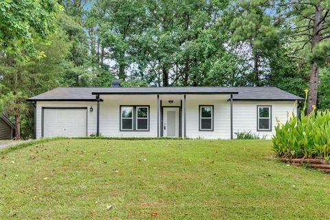 3240 Fescue Circle Lawrenceville GA 30044