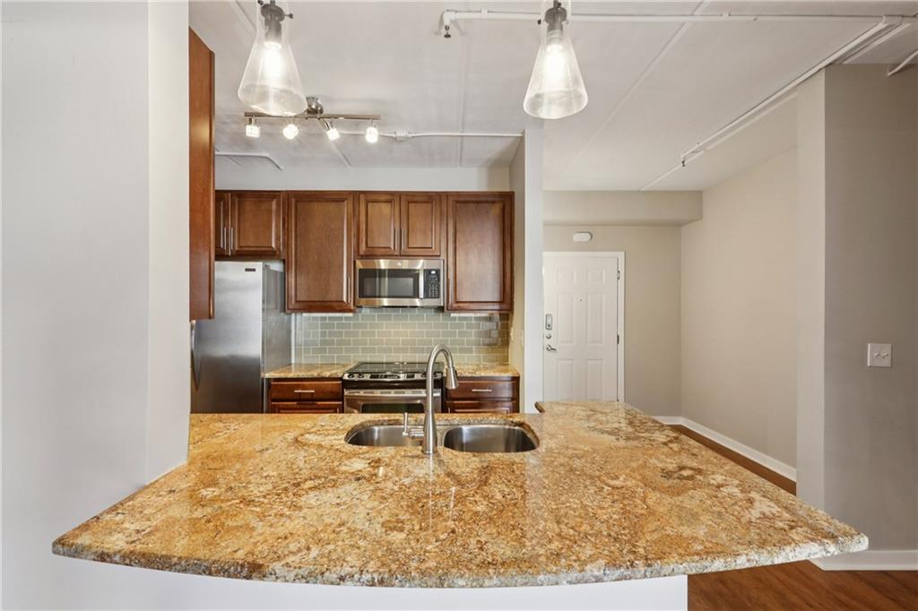 800 Peachtree Street 2303