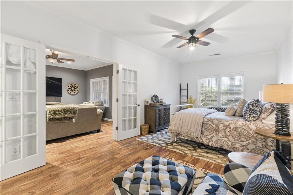 2305 English Ivy Court SE 23