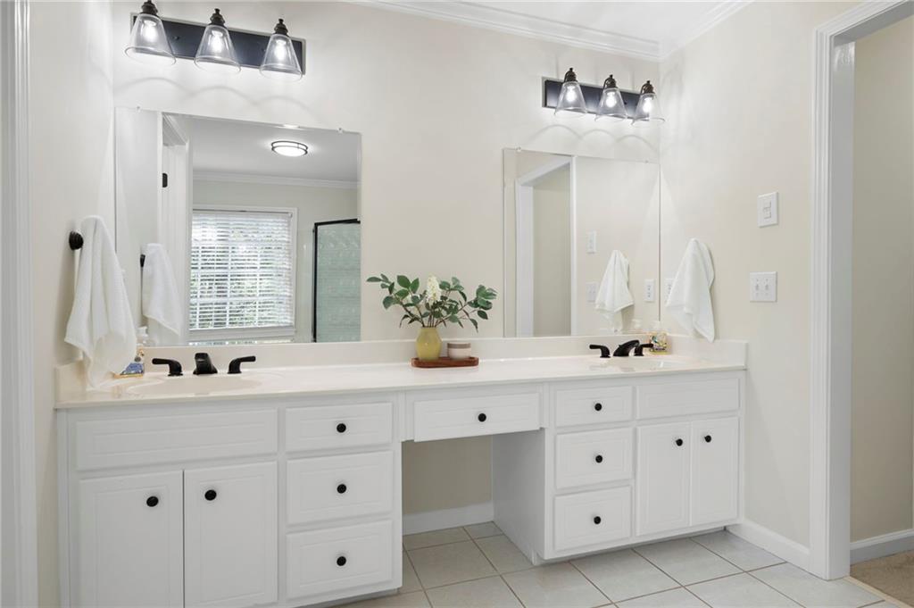 4711 Oakleigh Manor Drive, Powder Springs, Georgia image 24