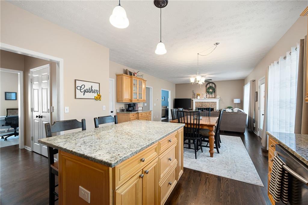 1130 Fieldstone Drive, Canton, Georgia image 12