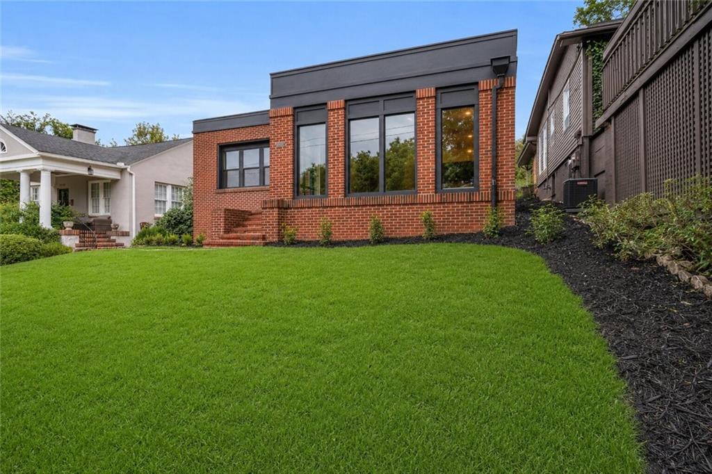 1175 Monroe Drive NE