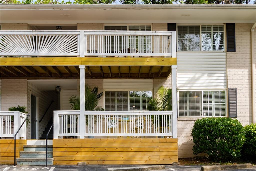 1990 Wellbourne Drive 5