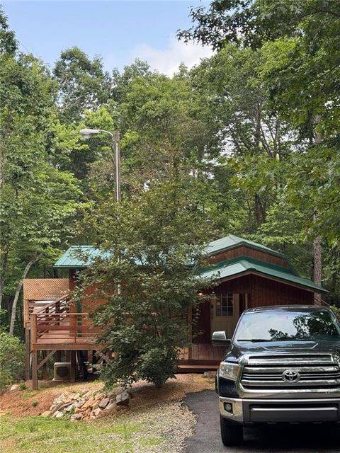 Homes For Sale - 225 Overlook Circle<br/> Clarkesville, GA 30523