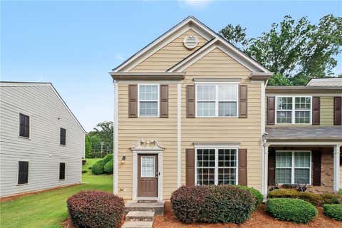 Townhouse For Sale - 2795 Deerwood Lane<br/> Fulton County, Atlanta, GA 30331