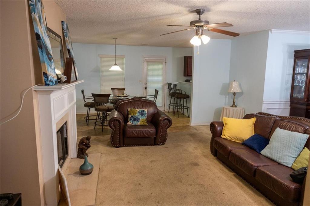 1947 ESHELMAN Court