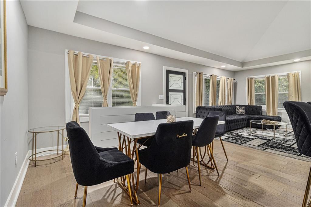 1990 Flintwood Drive SE