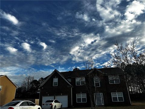 A home in Ellenwood