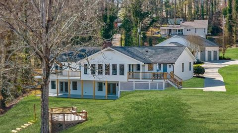 6313 Shoreland Circle Buford GA 30518