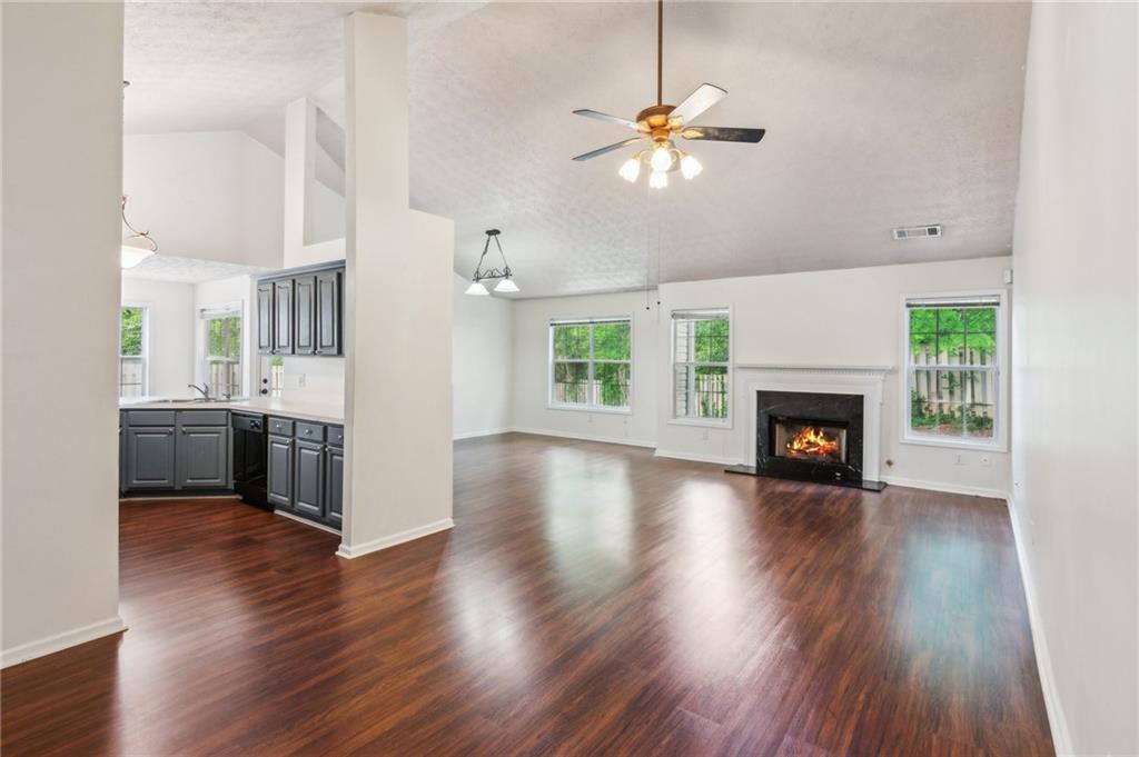 672 Bostonian Way, Lawrenceville, Georgia image 3