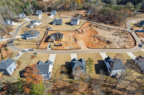 A home in Toccoa