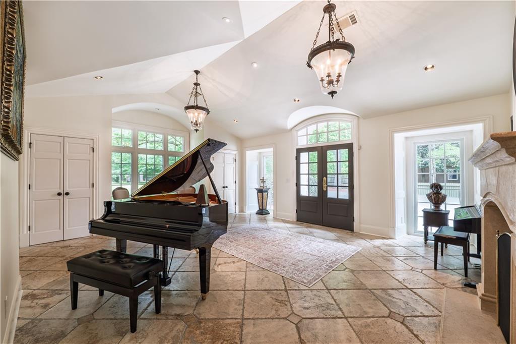 12490 Charlotte Drive, Alpharetta, Georgia image 11
