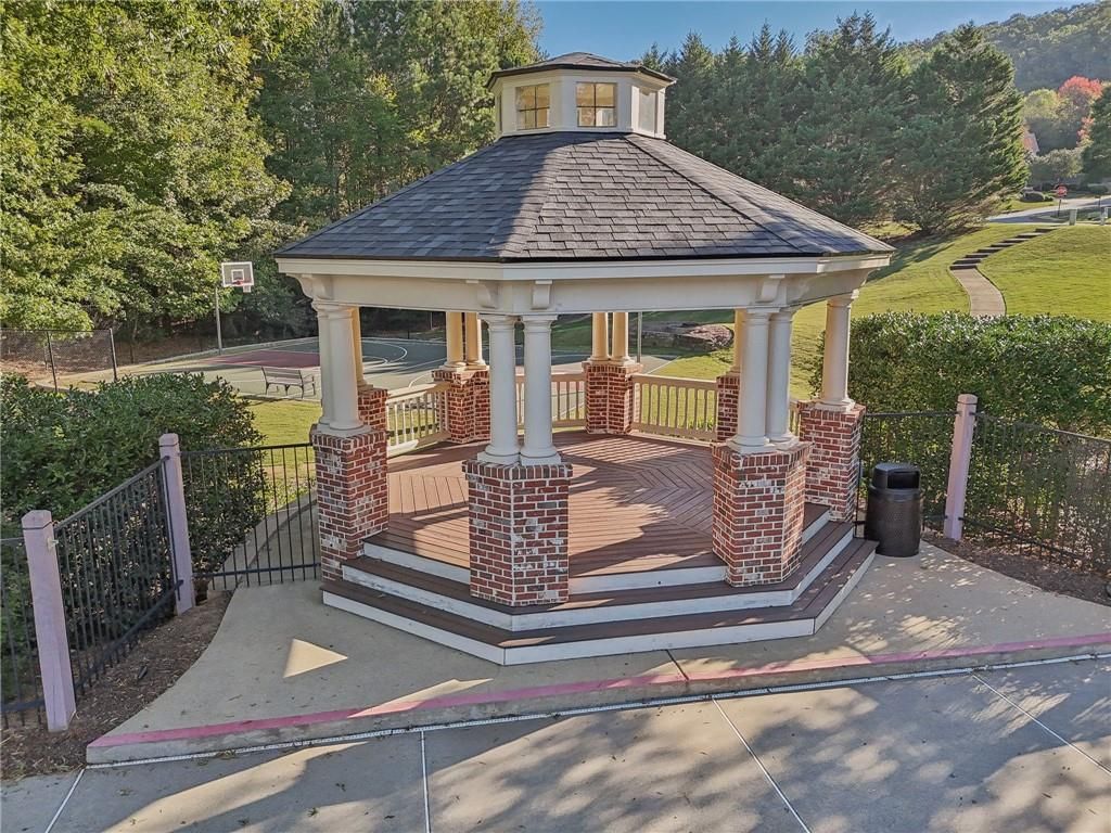 listing image 85