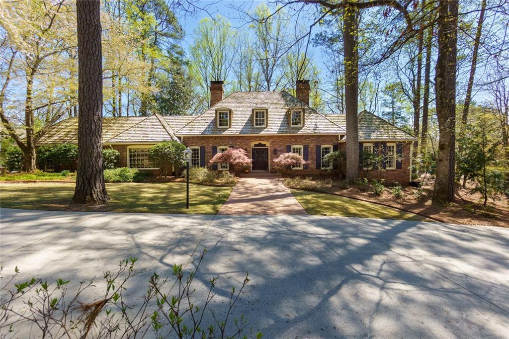 9995 Huntcliff Trace