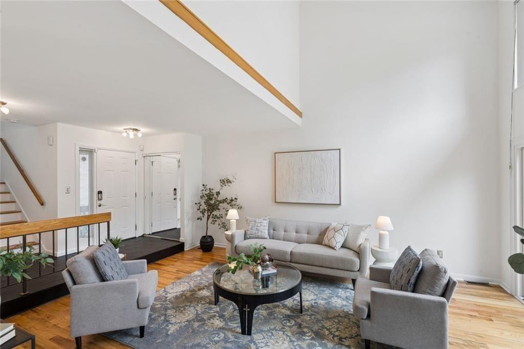 2 Gilbert Trail NE