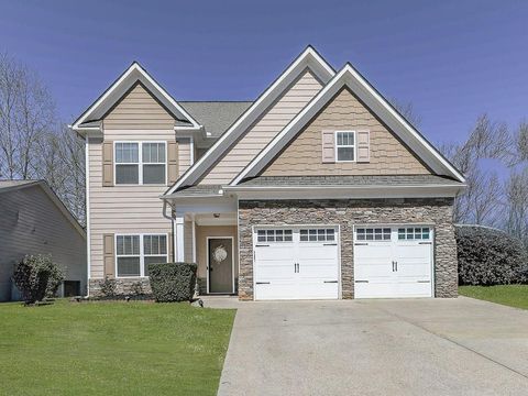 Homes For Sale - 405 Reinhardt Lane<br/> Ball Ground, GA 30107