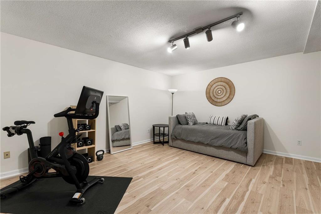 1420 Defoors Drive, Atlanta, Georgia image 22